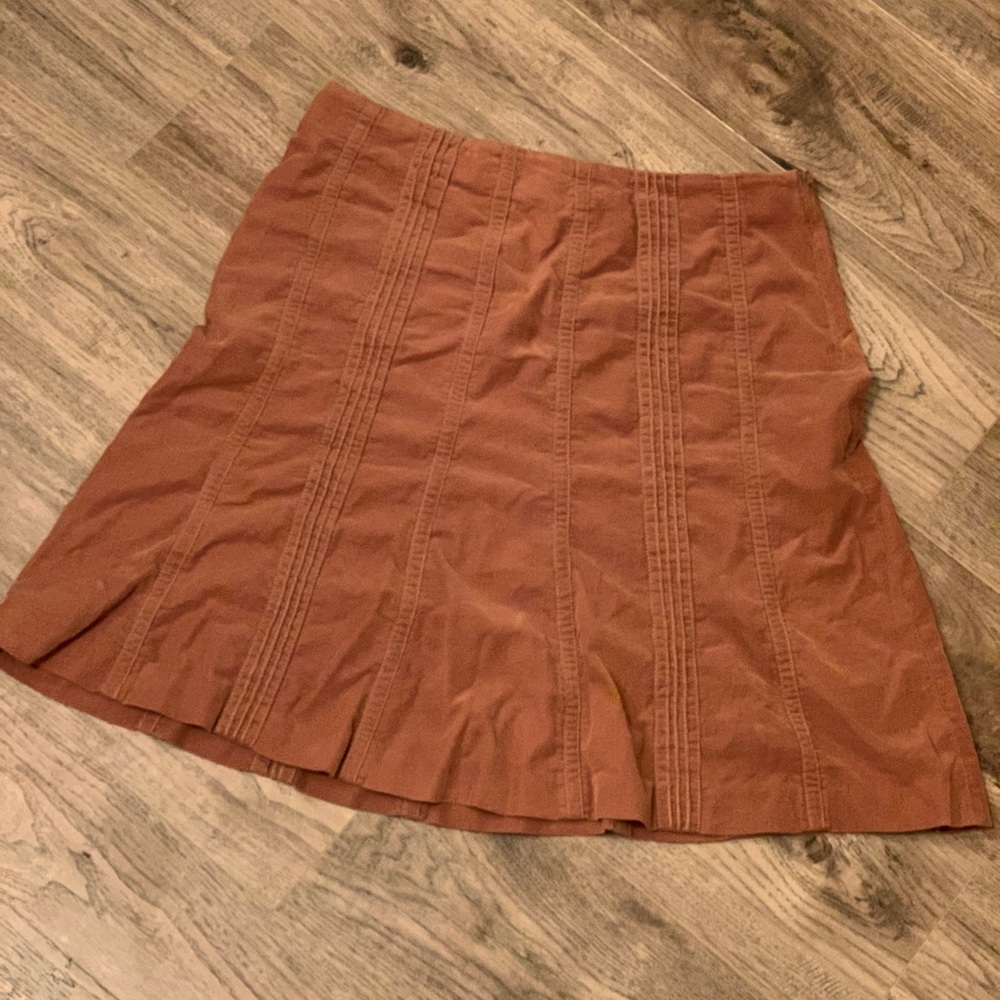 Margaret O’leary just above the knee skirt!!